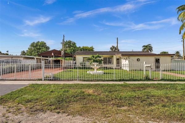 Westhaven Park, 590 W 39th St, Hialeah, Florida 33012, image 2