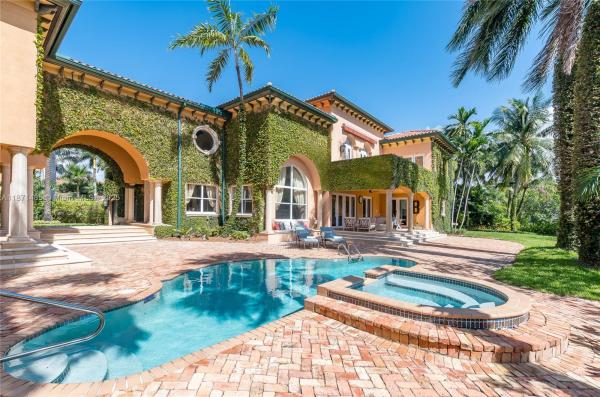 Cocoplum, 104 Paloma Dr, Coral Gables, Florida 33143, image 2