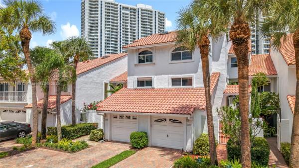 Golden Pointe, Aventura, Florida 33180, image 1