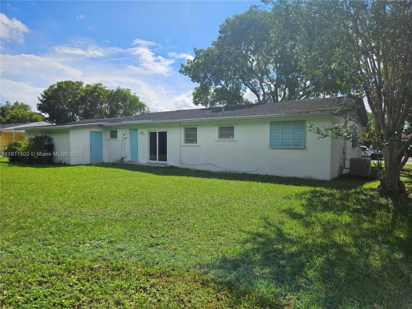 Homriv, 1701 NW 13th Ave, Homestead, Florida 33030, image 3