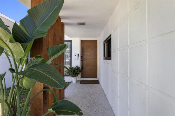 Oceanside Isle Of Normandy, 1370 71st St, Miami Beach, Florida 33141, image 3