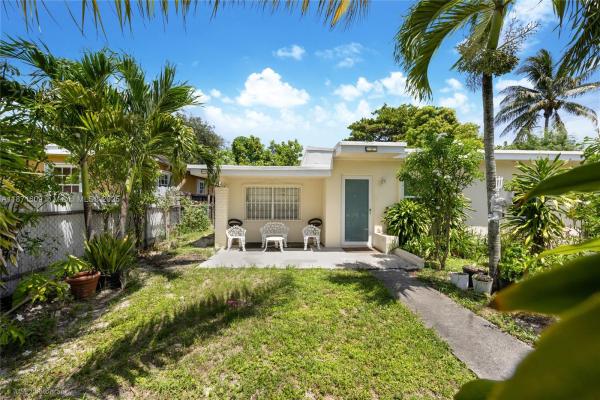 1381 NE 154th St, Miami, Florida 33162, image 1
