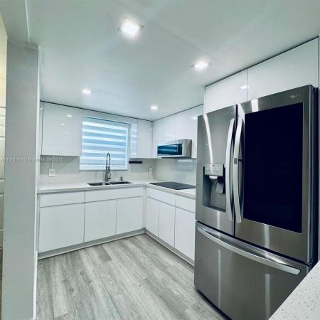 Lago Bello, 5768 W 26th Ave #103, Hialeah, Florida 33016, image 1