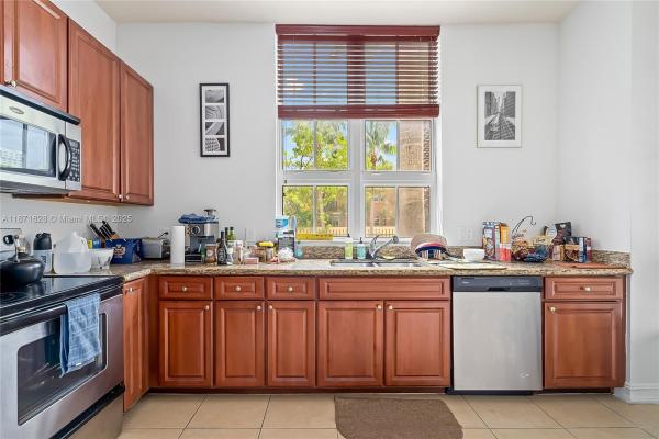 Alaqua, 3001 NE 185th St #135, Aventura, Florida 33180, image 2
