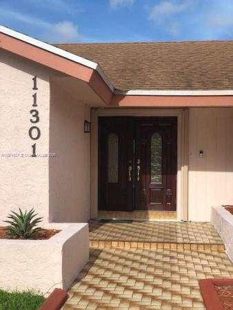 11301 SW 132nd Ave, Unincorporated Dade County, Florida 33186, image 1