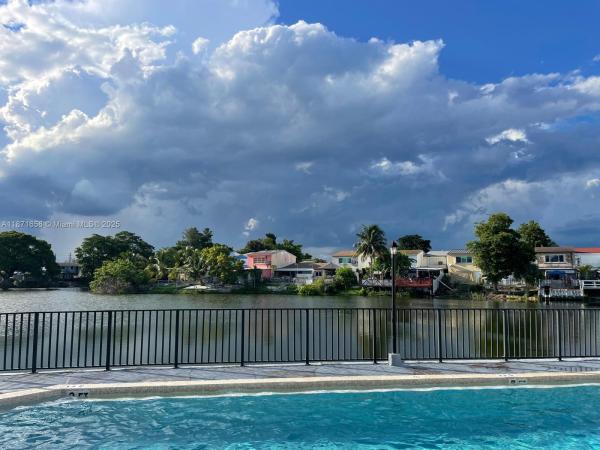 Kings Cove, 1335 W 68 St #106, Hialeah, Florida 33014, image 1