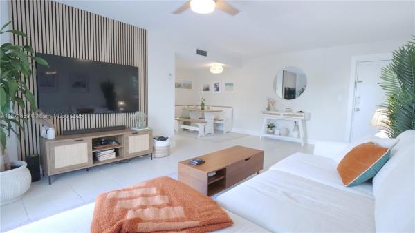 Euclid Plaza, 618 Euclid Ave #201, Miami Beach, Florida 33139, image 1