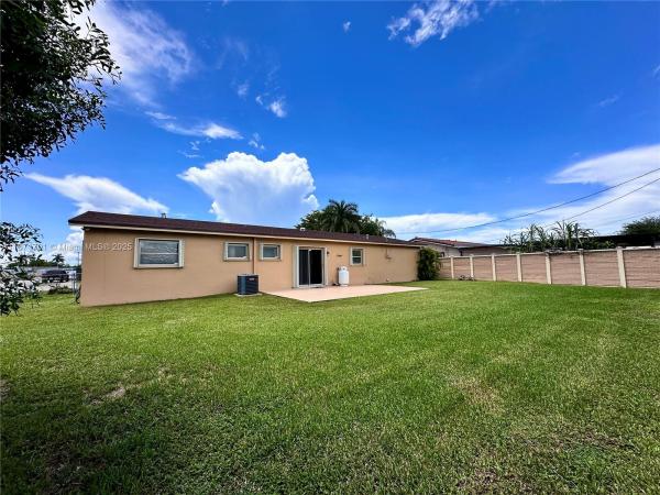 Town Park Heights, 1145 SW 96th Ave, Westchester, Florida 33174, image 2