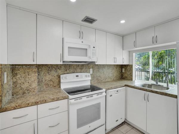 9401 SW 4th St #114, Unincorporated Dade County, Florida 33174, image 1