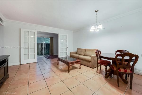 Villas Of Pinecrest, 8650 SW 67th Ave #1018, Pinecrest, Florida 33156, image 3