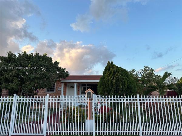 3235 NW 80th Ter, Unincorporated Dade County, Florida 33147, image 1