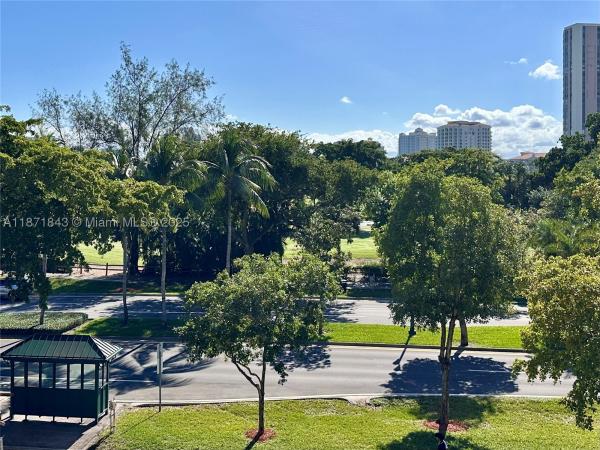 Bravura, 3301 N Country Club Dr #410, Aventura, Florida 33180, image 1
