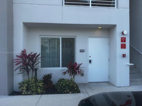 2505 NE 193rd St 4114, Miami, Florida 33180, image 1