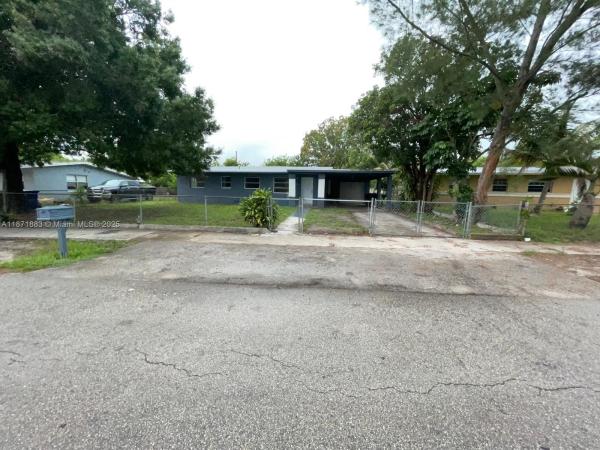 Lauderdale Manors, 1604 NW 15th Ct, Fort Lauderdale, Florida 33311, image 2