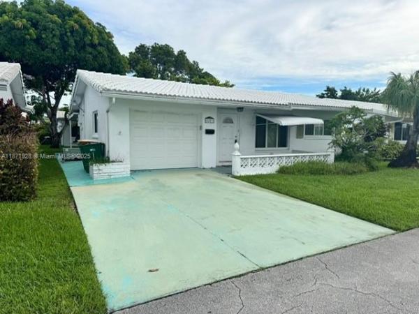 Sunset Isle 13, 8403 NW 59th Ct, Tamarac, Florida 33321, image 2