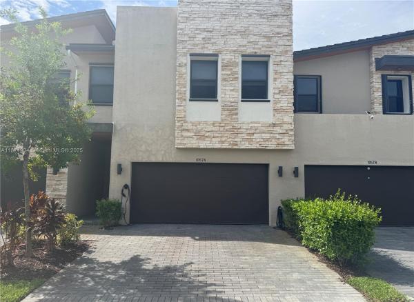 Summit At Park Central, 10574 NW 81st Ter, Doral, Florida 33178, image 1