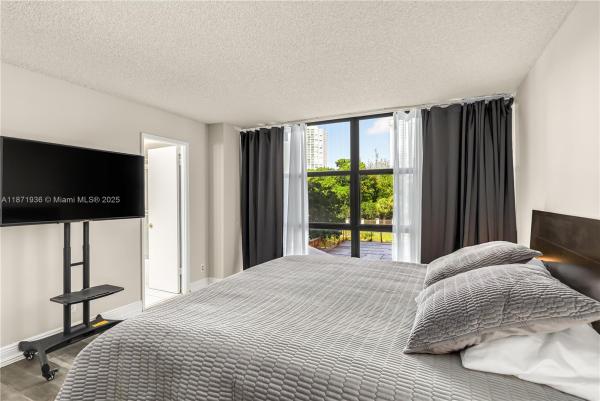 Tower At Biscayne Cove, 18181 NE 31st Ct #304, Aventura, Florida 33160, image 1