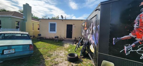 17th Avenue Manor, 1846 NW 49th St, Miami, Florida 33142, image 1