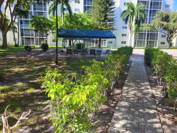 Meadowbrook Towers, 900 NE 12th Ave #705, Hallandale Beach, Florida 33009, image 2