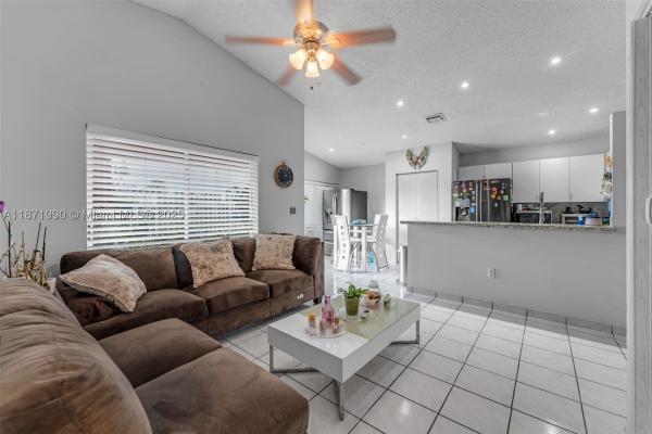 8101 SW 159th Ct, Miami, Florida 33193, image 1
