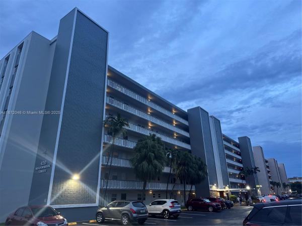 Meadowbrook Towers, 420 NE 12th Ave #404, Hallandale Beach, Florida 33009, image 1