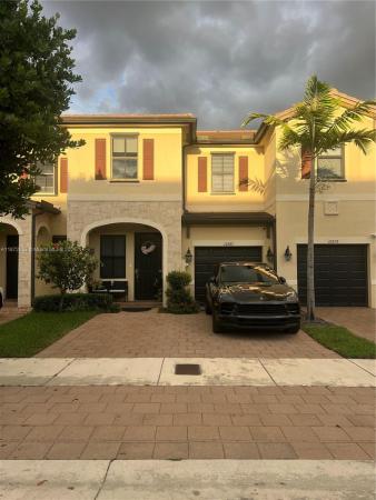 10387 W 33rd Ln, Hialeah, Florida 33018, image 1