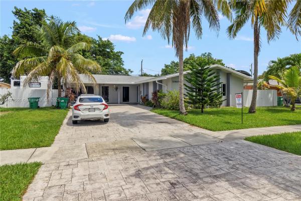Bel Aire, 10615 SW 200th St, Cutler Bay, Florida 33157, image 1