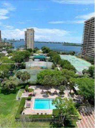 11111 Biscayne Blvd #4D, Miami, Florida 33181, image 1