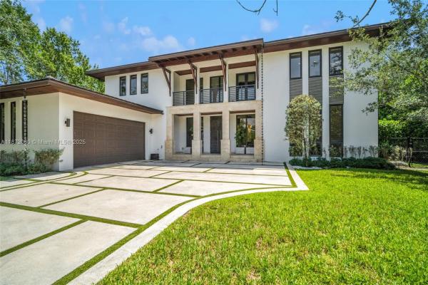 Palm Miami Heights, 6120 SW 80th St, South Miami, Florida 33143, image 1