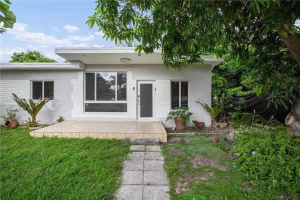 251 NW 110th St #251, Unincorporated Dade County, Florida 33168, image 1