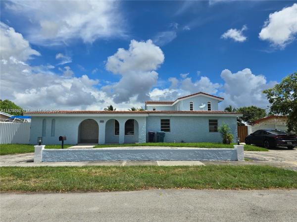 10981 SW 44th St, Unincorporated Dade County, Florida 33165, image 1