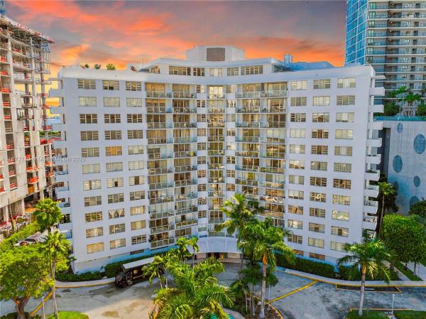 Bay Park Towers, 3301 NE 5 Ave #110, Miami, Florida 33137, image 1