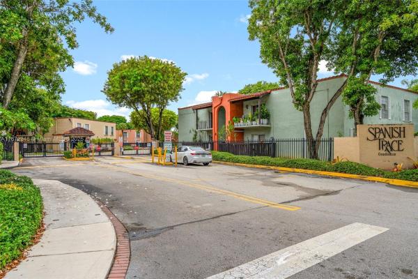 Spanish Trace, 10834 N Kendall Dr #X12, Kendall, Florida 33176, image 2