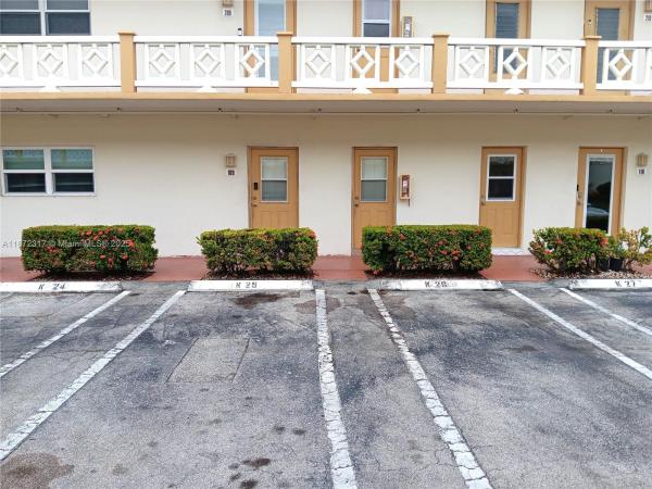 Kahlua Gardens, 5121 W Oakland Park Blvd 109 ##109, Lauderdale Lakes, Florida 33313, image 1