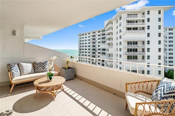 Commodore Club South, 199 Ocean Lane Dr #1005, Key Biscayne, Florida 33149, image 2