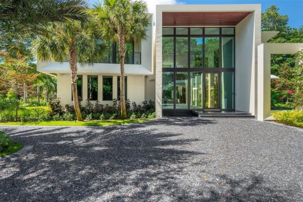 Journey’s End Estates, 9440 Old Cutler Ln, Coral Gables, Florida 33156, image 1