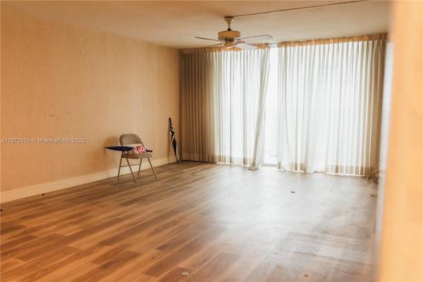 Commodore Plaza Century, 2780 NE 183rd St #908, Aventura, Florida 33160, image 2