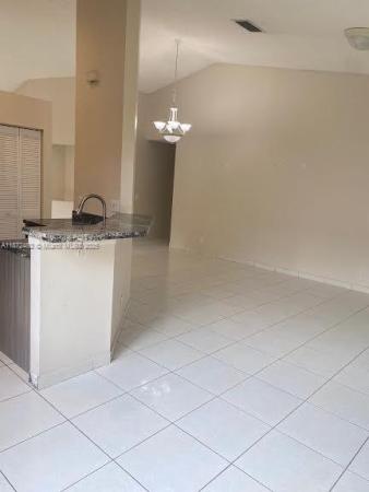 Savannah Falls, 942 Briar Ridge Rd, Weston, Florida 33327, image 1