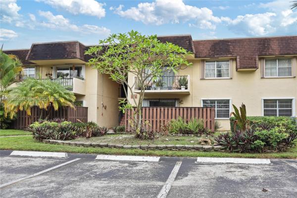 13720 SW 90th Ave #5, Unincorporated Dade County, Florida 33176, image 1