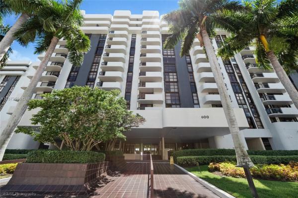 Biltmore 2, 600 Biltmore Way 1218, Coral Gables, Florida 33134, image 1
