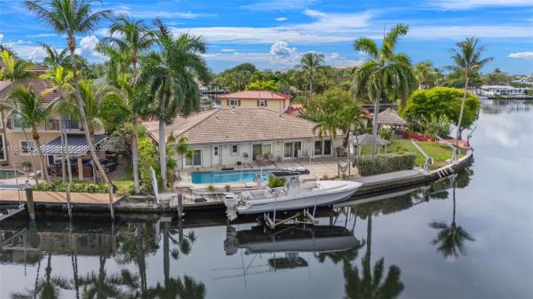 Coral Ridge Galt, 2401 Fryer Pt, Fort Lauderdale, Florida 33305, image 1