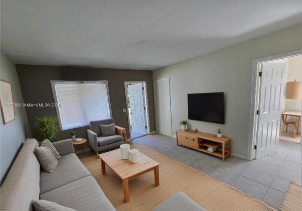 Roselawn Heights, 724 SW 7th Ter #1-2, Hallandale Beach, Florida 33009, image 1