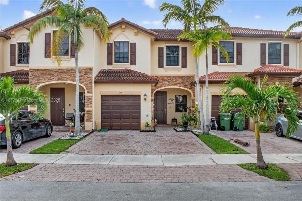 348 NE 37th Ter, Homestead, Florida 33033, image 1