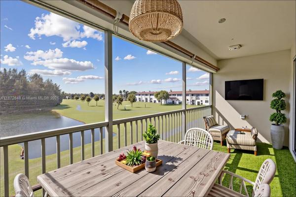 Buckingham At Century Village, 900 SW 125th Way #412R, Pembroke Pines, Florida 33027, image 2