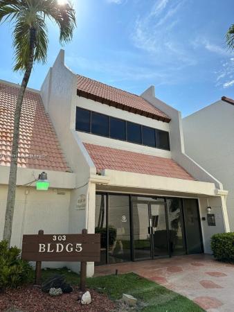 Racquet Club Village, 303 Racquet Club Rd #213, Weston, Florida 33326, image 1