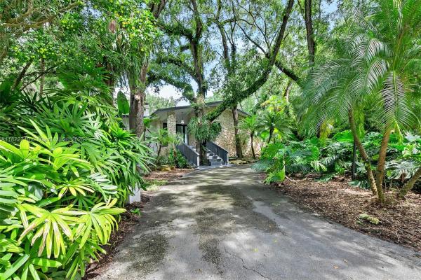 Devonwood, 6565 SW 134th Dr, Pinecrest, Florida 33156, image 1