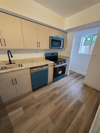 15124 SW 81st St #102, Kendall West, Florida 33193, image 2