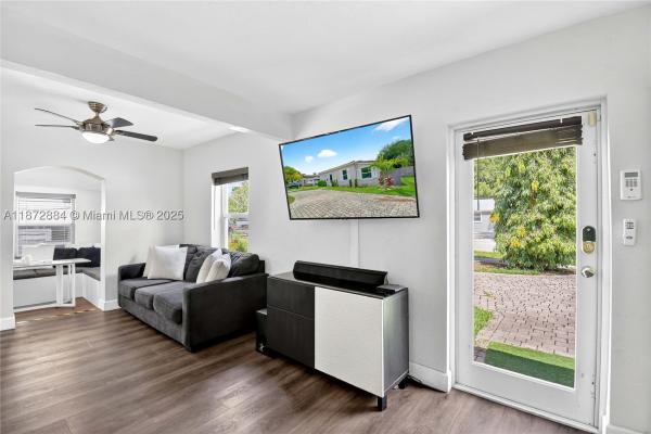 Pinehurst, 708 SW 19th St, Fort Lauderdale, Florida 33315, image 1
