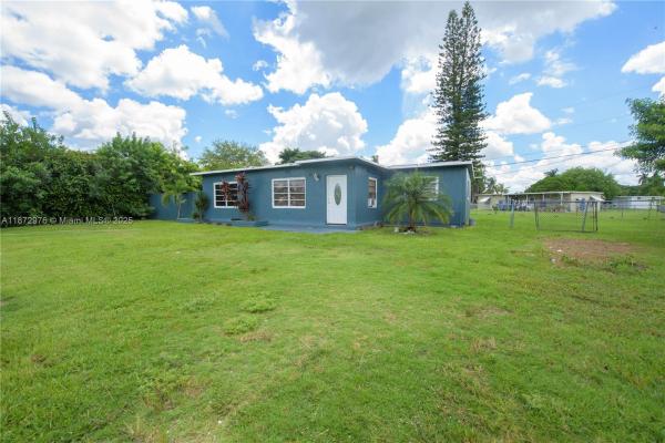 15250 Harrison Dr, Homestead, Florida 33033, image 1
