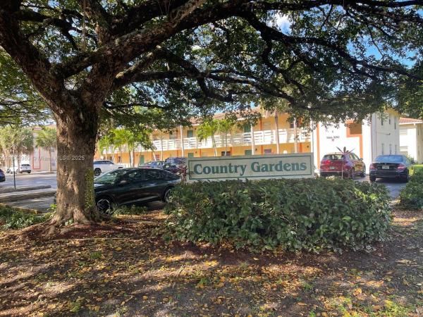 Country Gardens, 3224 NW 103rd Ter #205-B, Coral Springs, Florida 33065, image 2